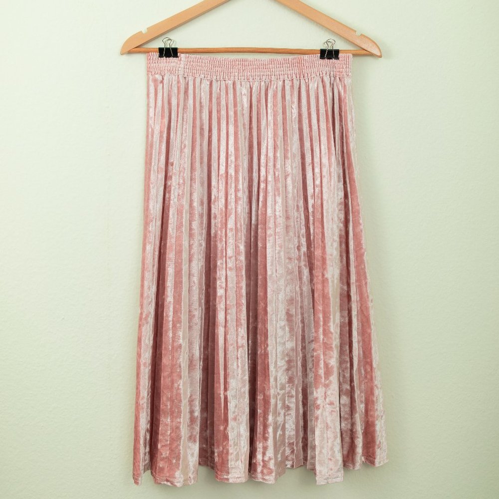 A New Day Blush Pink Crushed Velvet Pleated Skirt